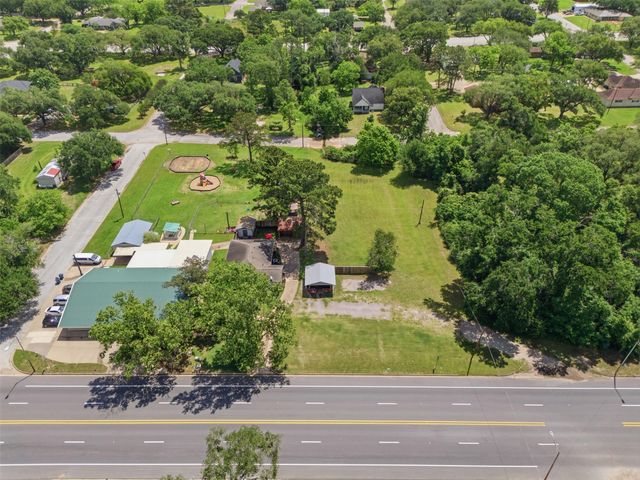 1726 13th Street, Hempstead, TX 77445