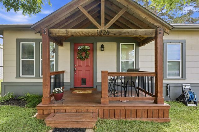 1726 13th Street, Hempstead, TX 77445