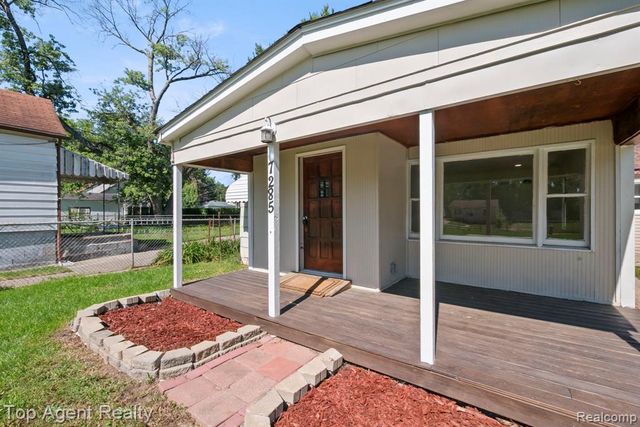 7285 Prospect Avenue, Warren, MI 48091