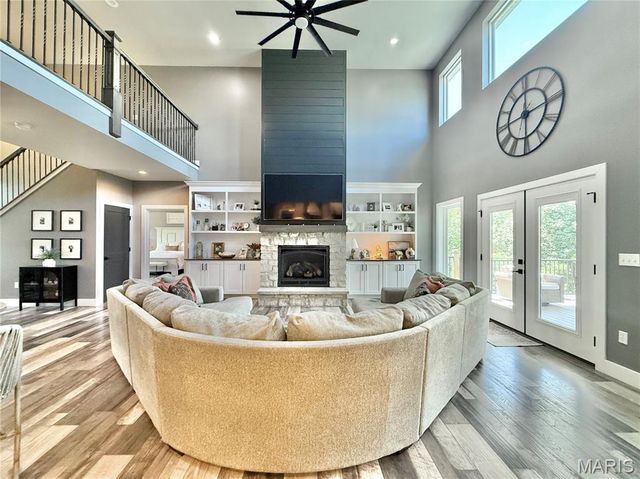 3079 Stonebridge Place, Festus, MO 63028