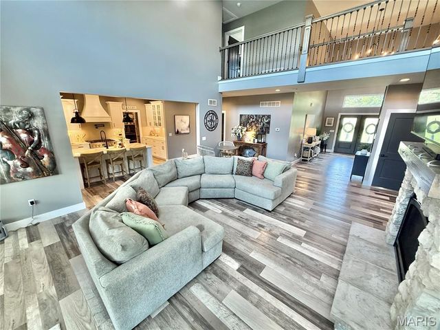 3079 Stonebridge Place, Festus, MO 63028