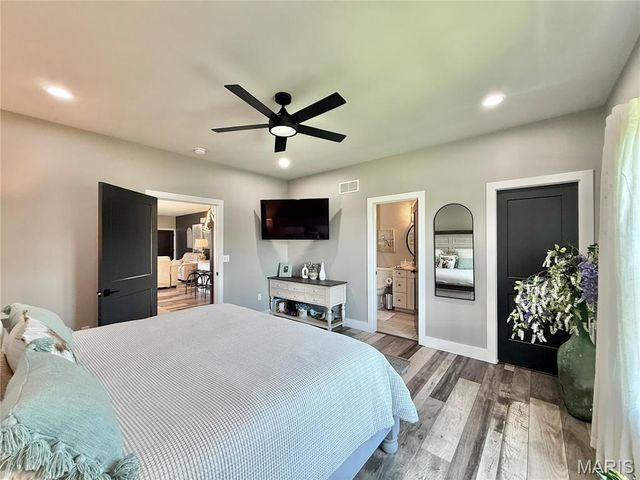 3079 Stonebridge Place, Festus, MO 63028