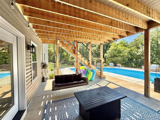 3079 Stonebridge Place, Festus, MO 63028