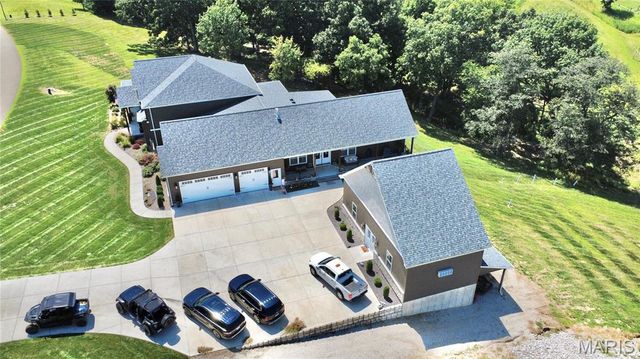 3079 Stonebridge Place, Festus, MO 63028