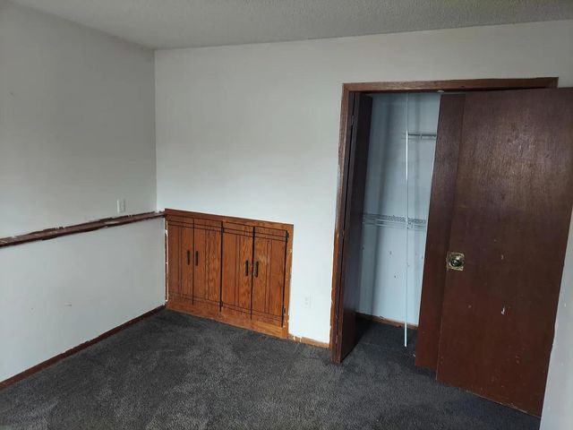 94 108th Avenue NW, Coon Rapids, MN 55448