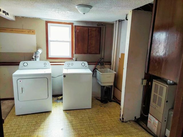 94 108th Avenue NW, Coon Rapids, MN 55448