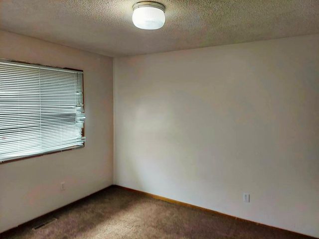 94 108th Avenue NW, Coon Rapids, MN 55448