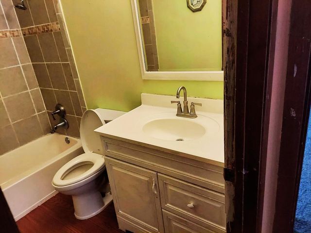 94 108th Avenue NW, Coon Rapids, MN 55448