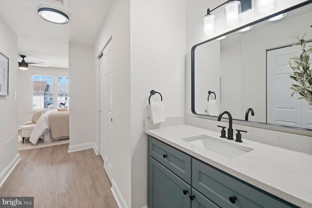 7 PRESTWICK SQ, Baltimore, MD 21228