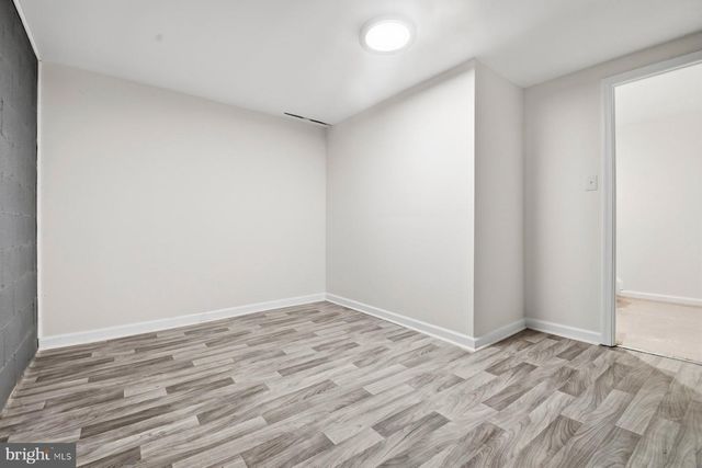7 PRESTWICK SQ, Baltimore, MD 21228