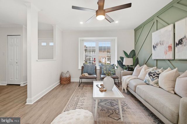 7 PRESTWICK SQ, Baltimore, MD 21228