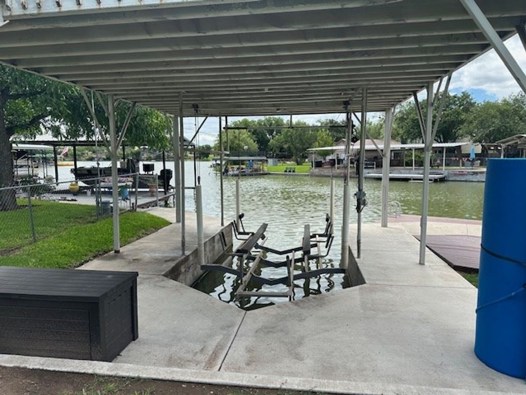 Image 11 of property listing at 2602 Sleepy Hollow Rd, San Angelo, TX 76904