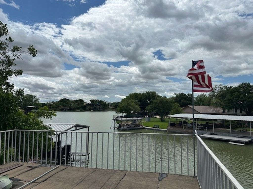 Image 14 of property listing at 2602 Sleepy Hollow Rd, San Angelo, TX 76904