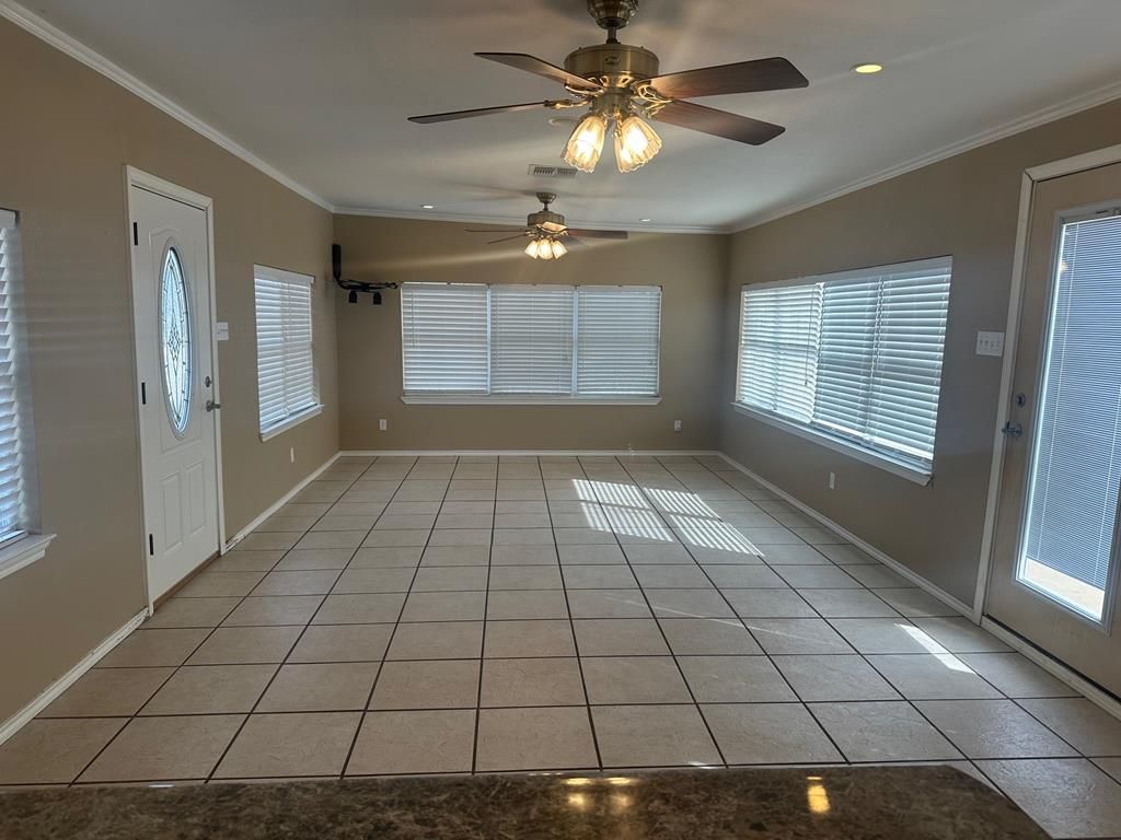 Image 19 of property listing at 2602 Sleepy Hollow Rd, San Angelo, TX 76904