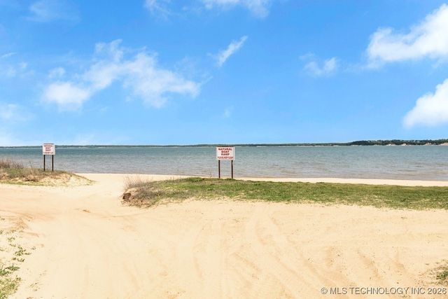 3835 Edge Road, Kingston, OK 73439