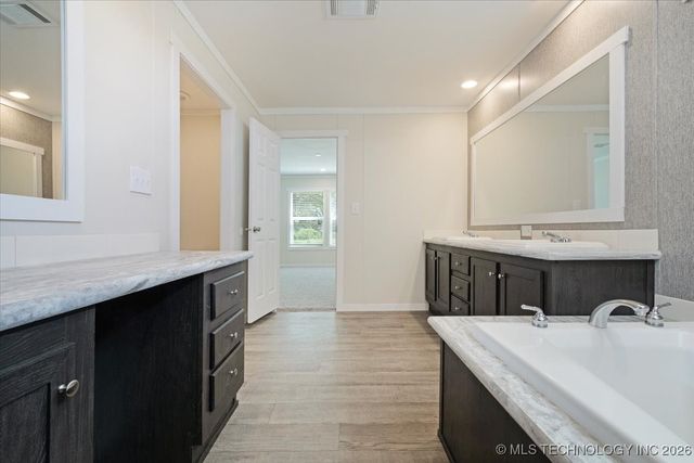 3835 Edge Road, Kingston, OK 73439