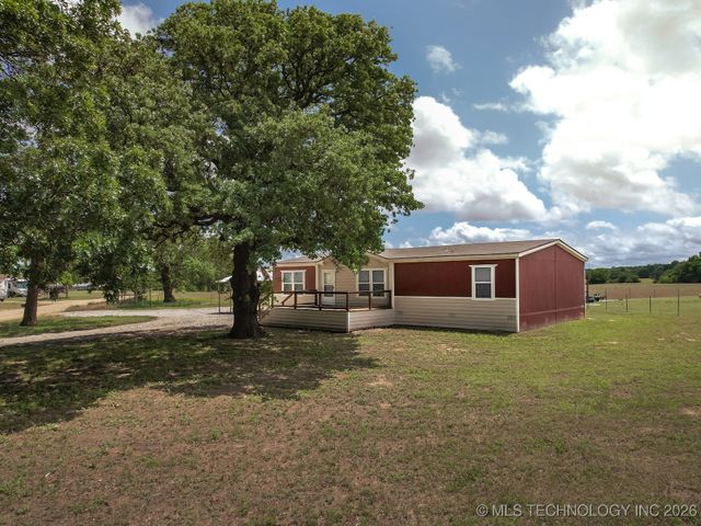 3835 Edge Road, Kingston, OK 73439