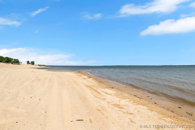 3835 Edge Road, Kingston, OK 73439