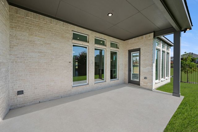 2601 Lila Street, Burleson, TX 76028
