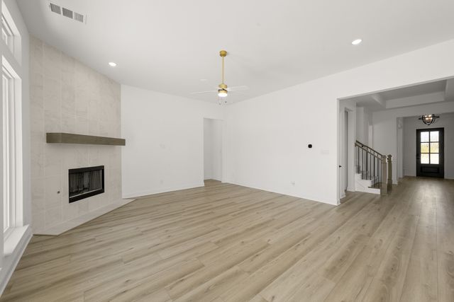 2601 Lila Street, Burleson, TX 76028