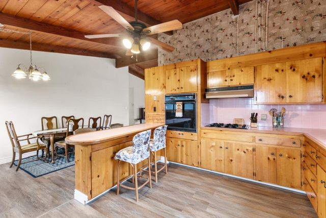 380 Paloma Avenue, Pacifica, CA 94044