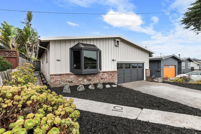380 Paloma Avenue, Pacifica, CA 94044