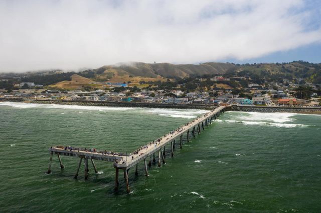 380 Paloma Avenue, Pacifica, CA 94044