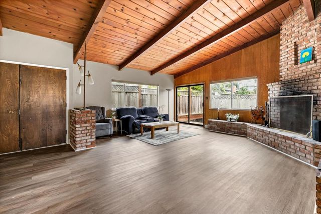 380 Paloma Avenue, Pacifica, CA 94044