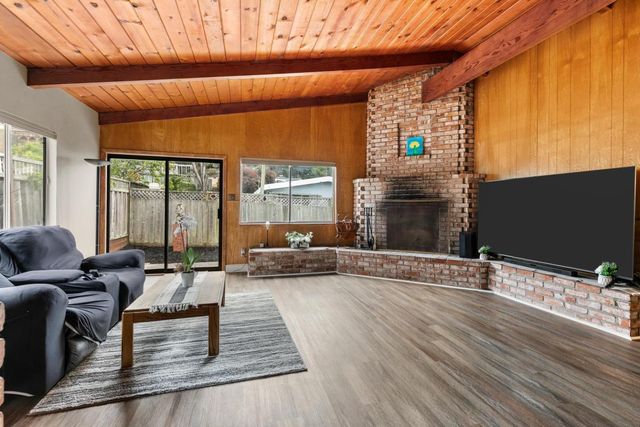 380 Paloma Avenue, Pacifica, CA 94044