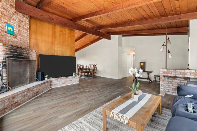380 Paloma Avenue, Pacifica, CA 94044