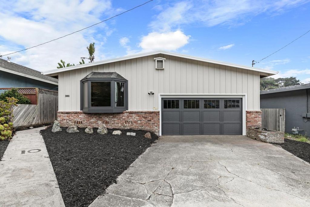 380 Paloma Avenue, Pacifica, CA 94044