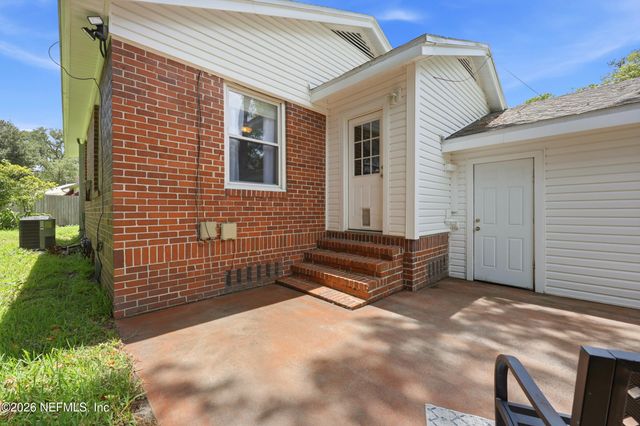 1723 ORLANDO Circle S, Jacksonville, FL 32207