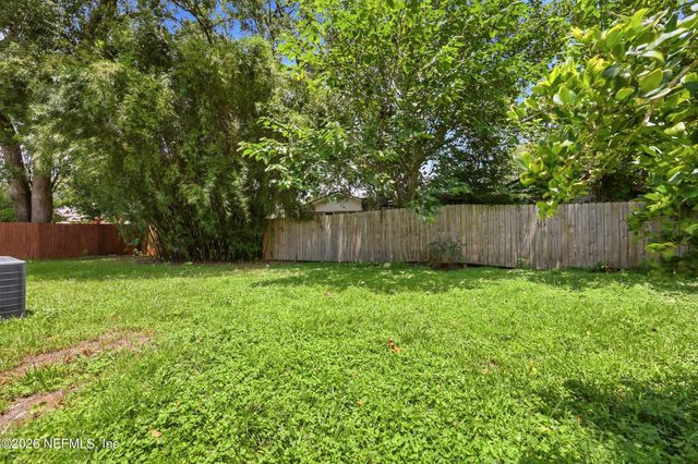 1723 ORLANDO Circle S, Jacksonville, FL 32207