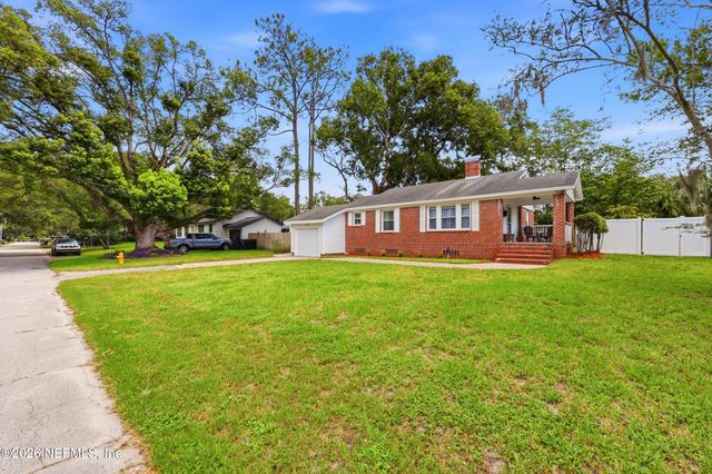 1723 ORLANDO Circle S, Jacksonville, FL 32207