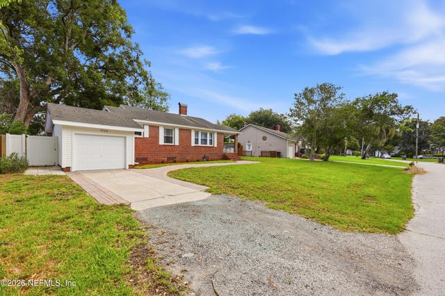 1723 ORLANDO Circle S, Jacksonville, FL 32207