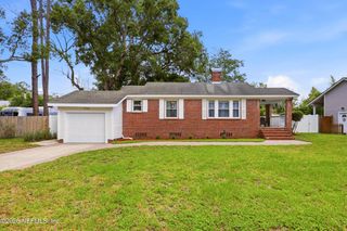 1723 ORLANDO Circle S, Jacksonville, FL 32207