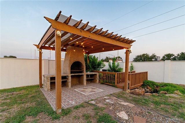 3909 S M Street, Mcallen, TX 78503