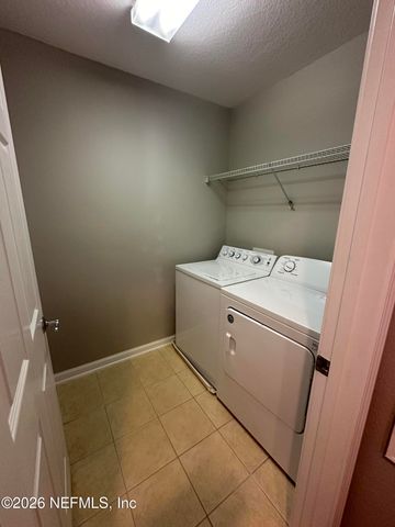 6340 AUTUMN BERRY Circle, Jacksonville, FL 32258