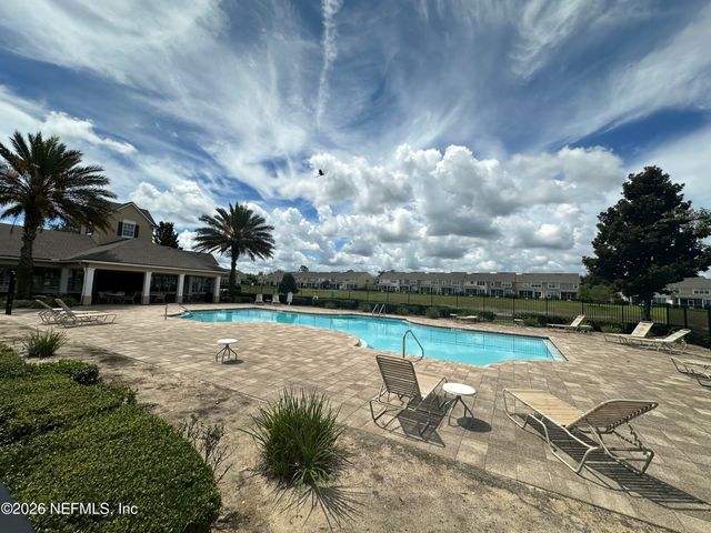 6340 AUTUMN BERRY Circle, Jacksonville, FL 32258