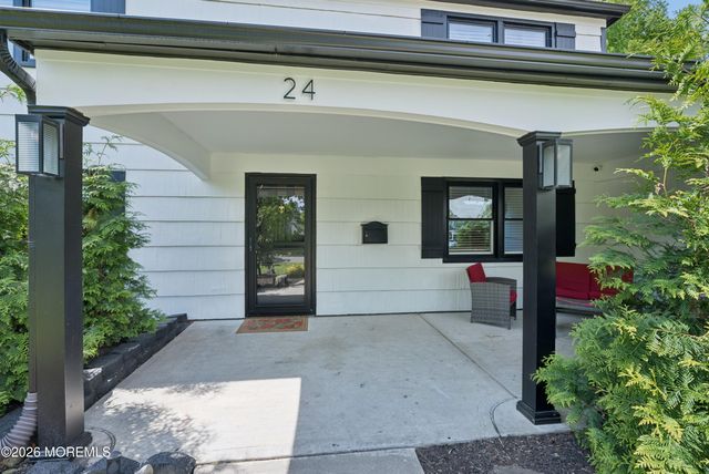 24 Jubilee Circle, Aberdeen, NJ 07747