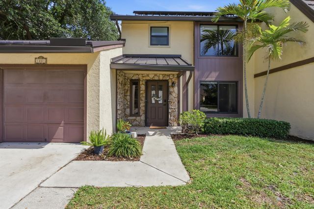 1001 Raintree Lane, Palm Beach Gardens, FL 33410