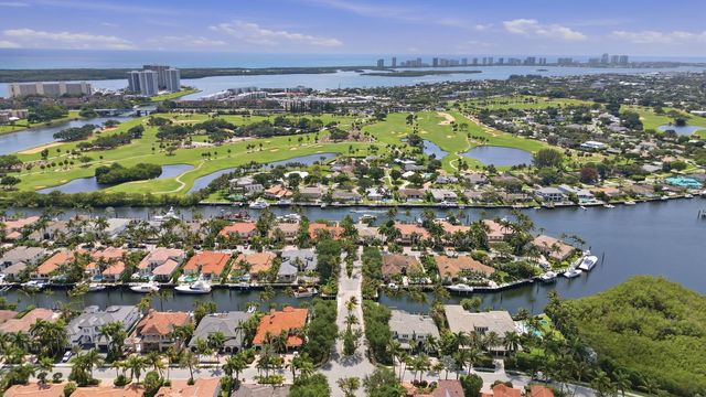 1001 Raintree Lane, Palm Beach Gardens, FL 33410