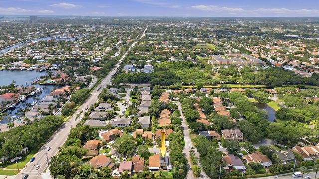1001 Raintree Lane, Palm Beach Gardens, FL 33410
