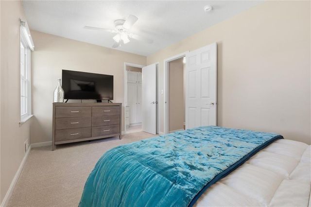 7909 Outlook Lane, Prairie Village, KS 66208