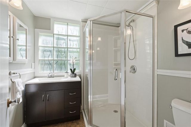 7909 Outlook Lane, Prairie Village, KS 66208