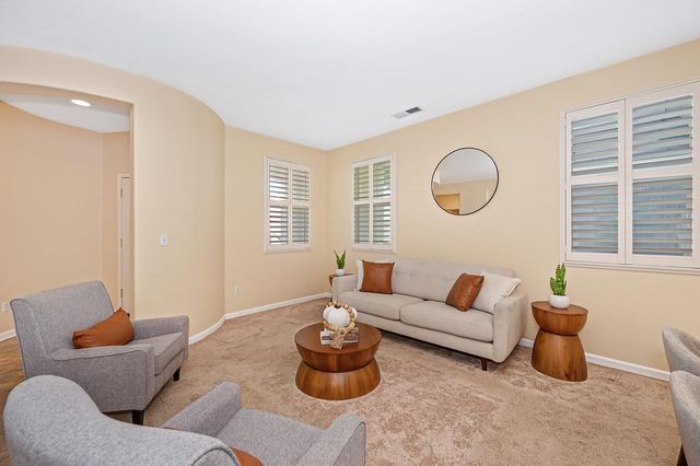4976 Trouville Ln, Sacramento, CA 95835