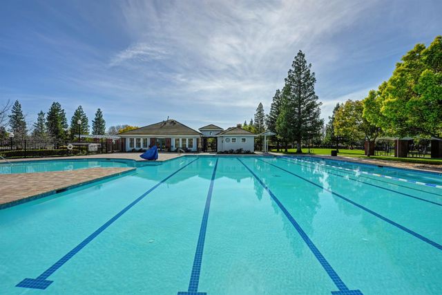 4976 Trouville Ln, Sacramento, CA 95835