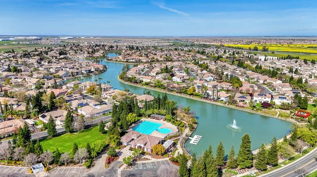 4976 Trouville Ln, Sacramento, CA 95835
