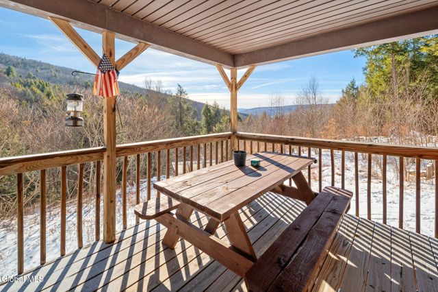 1673 W Fulton Road, Fulton, NY 12187