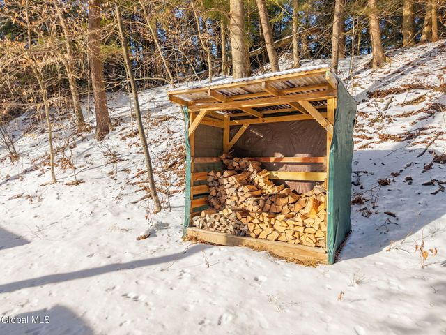 1673 W Fulton Road, Fulton, NY 12187